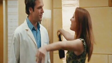 Thám Rae và Melissa Moore sec phu de chia sẻ một quái vật
