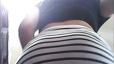 Webcam 030 bo chong dit con dau co phu de Skype