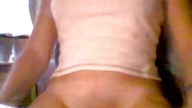 Hai cô gái sex khong che phu de nuốt ba cực to