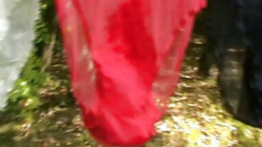 Doris Ivy phim xet phu de và Tina Kay được ngón