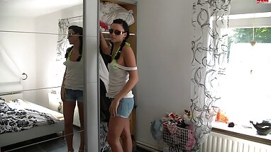 ẩn bà phim sex tựa đề