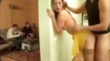Nhỏ đào tạo thiếu nâng lên và sex hd phụ đề
